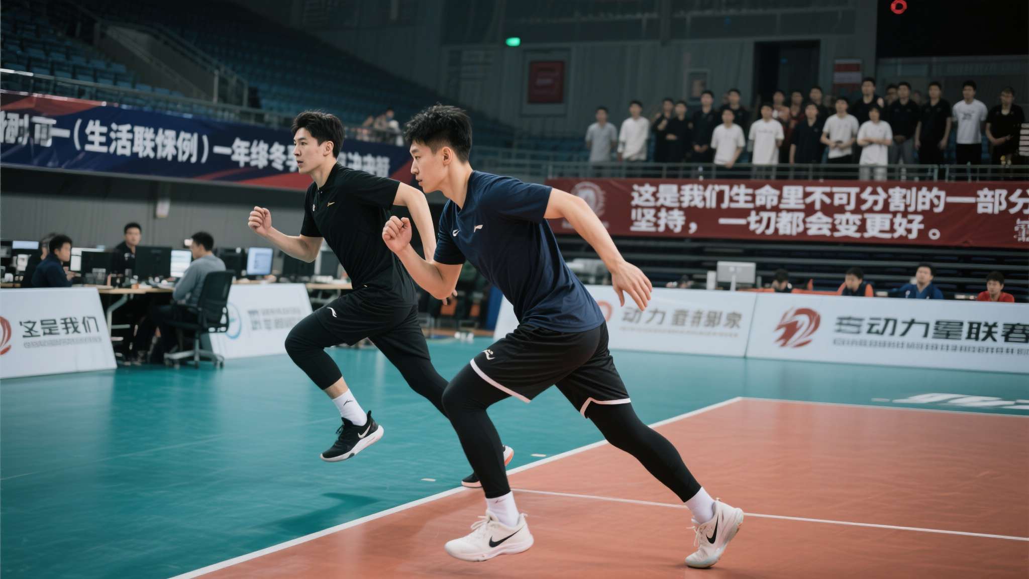 一个鲜活案例莫过于去年冬季联赛决胜轮，经常逾时加班赶项目却未落下任何球队集训任务